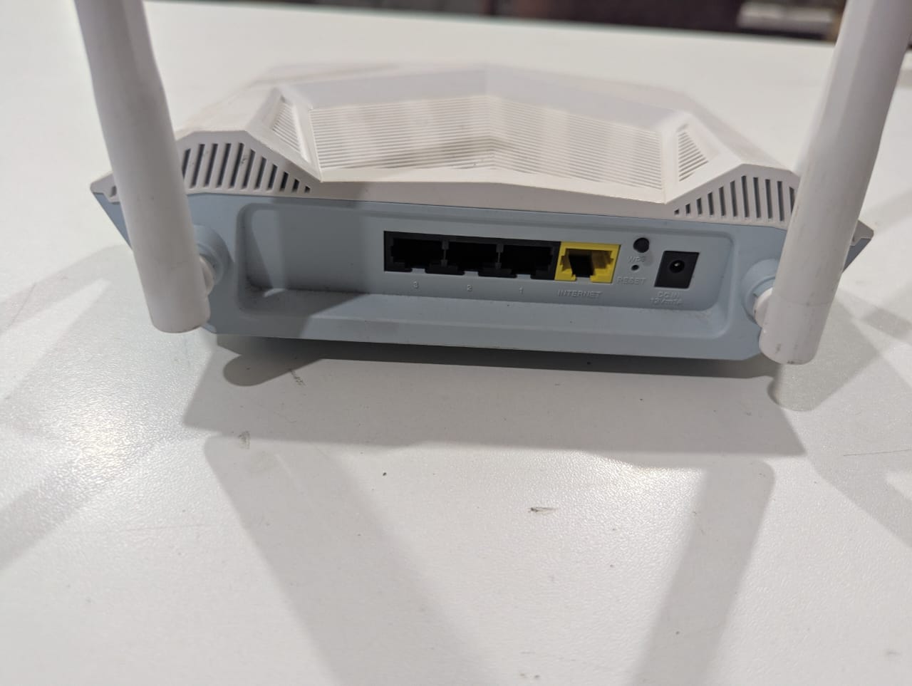 D-Link R15 AX1500 Eagle PRO AI Dual-Band Smart Router Wi-Fi 6 ( Branded Used)
